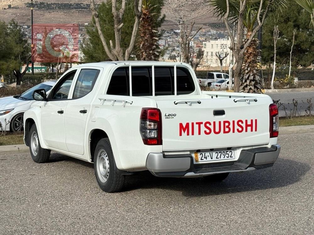 میتسوبیشی L200